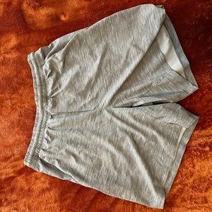 Lululemon Linerless Pacebreaker 7 Inch (M)